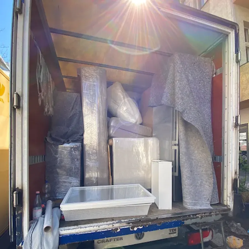 Vollgeladener Umzugs-LKW — Termin innerhalb 14 Tagen